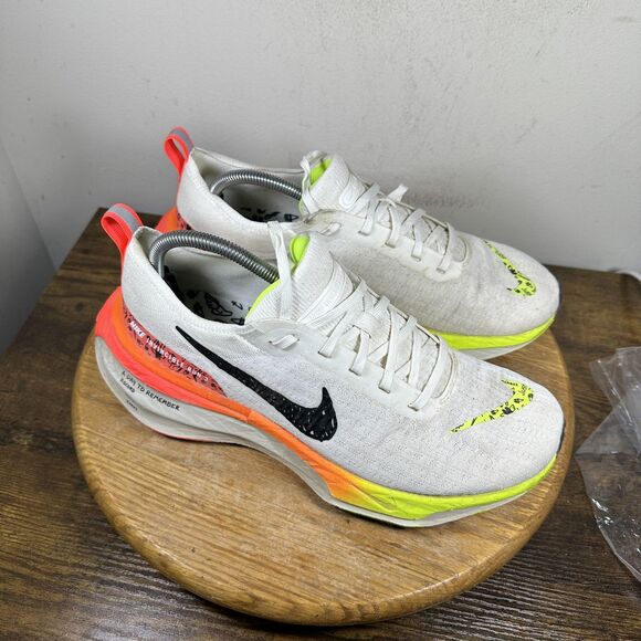 Nike Invincible Run Flyknit 3 Shoes Mens Size 10 ZoomX HF4915-100 Running - Picture 1 of 8